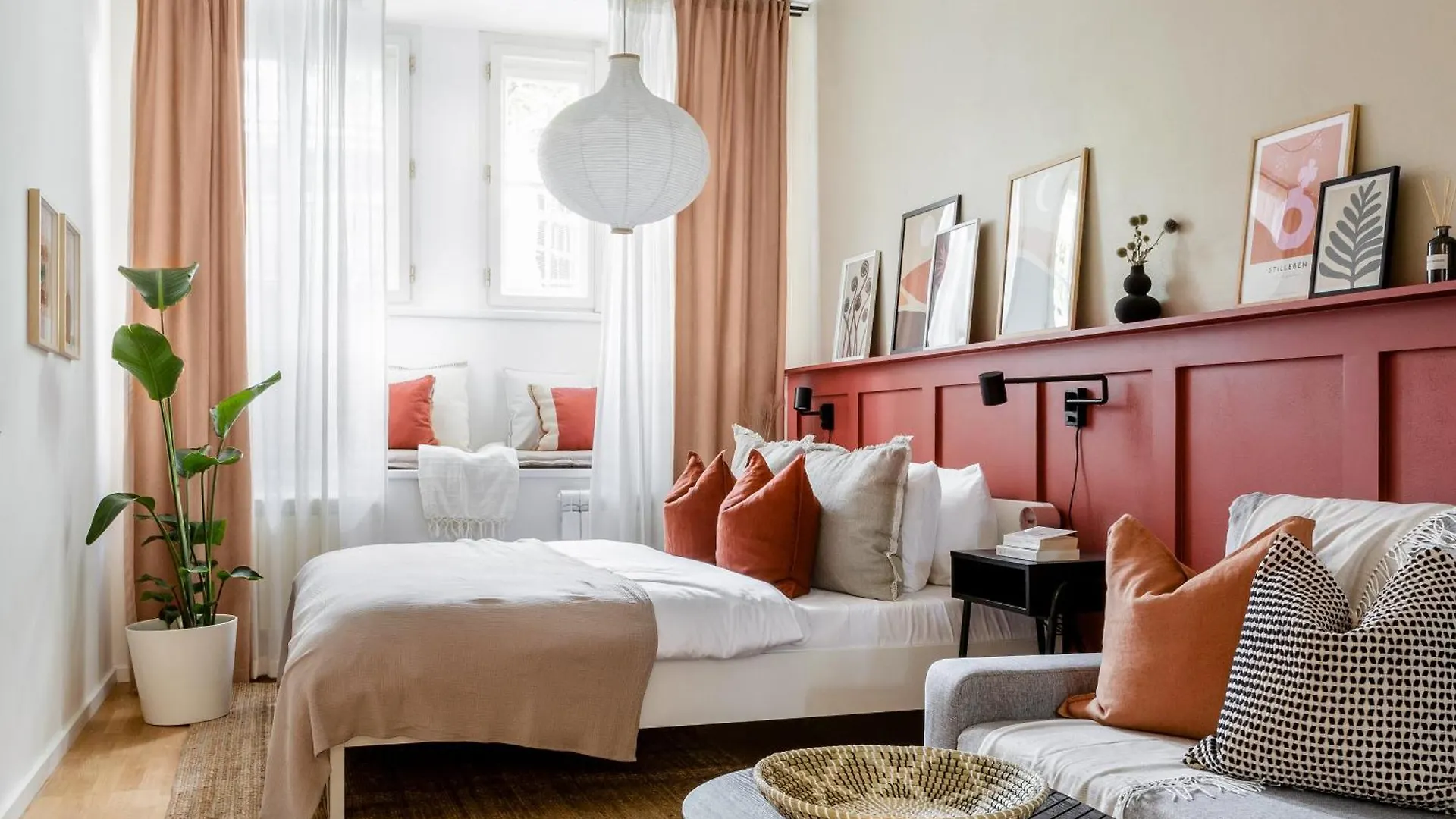 Turnkey I National Museum Apartments Praga